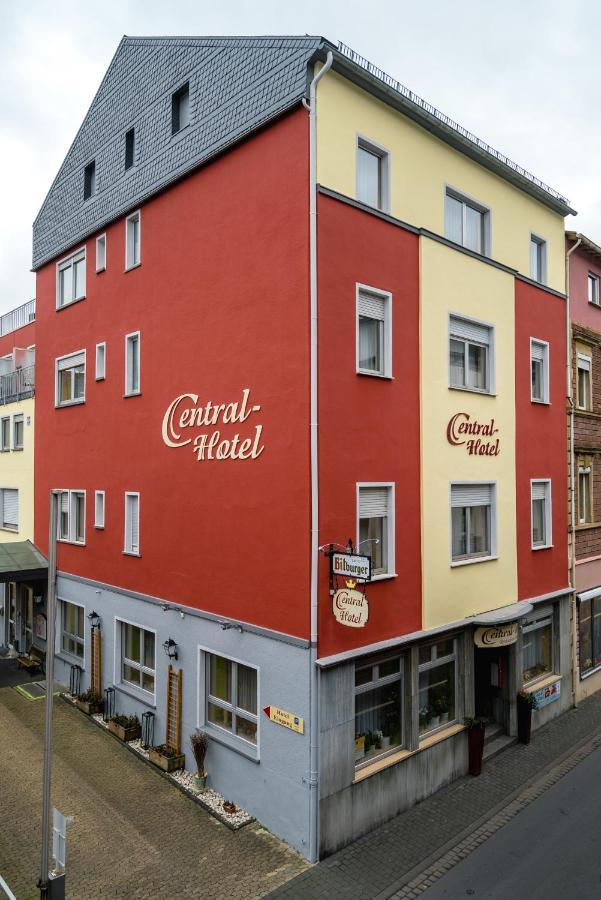 Central-Hotel トラーベン・トラールバッハ エクステリア 写真